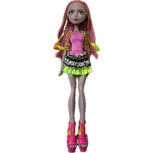 Monster High Marisol Coxi Exchange Student Doll G1
